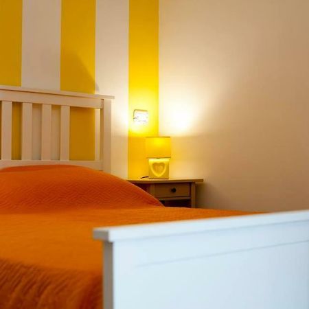 O' Paese E Masaniello Bed & Breakfast Наполи Екстериор снимка