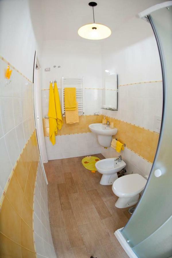 O' Paese E Masaniello Bed & Breakfast Наполи Екстериор снимка