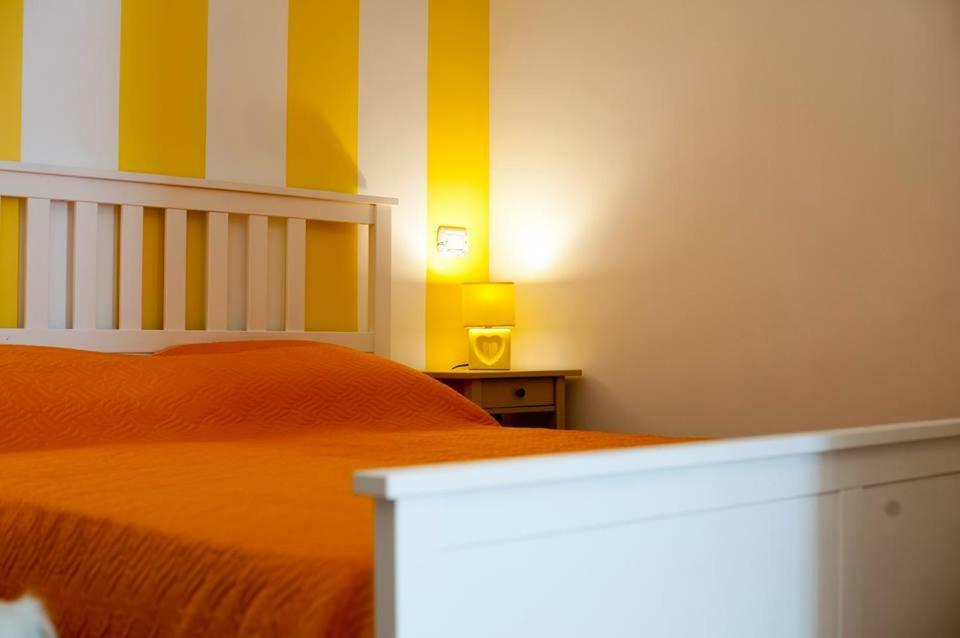 O' Paese E Masaniello Bed & Breakfast Наполи Екстериор снимка